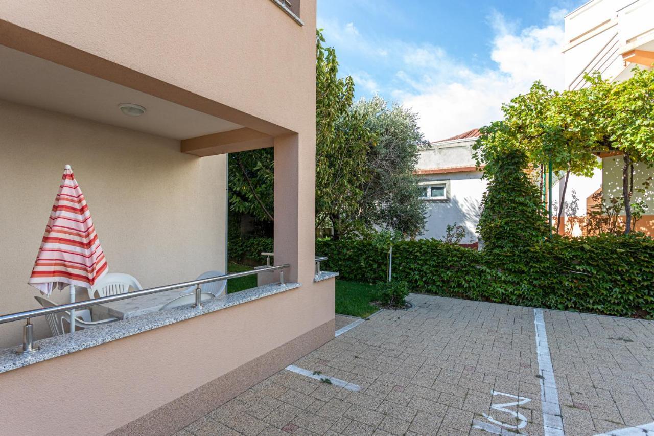 Apartments Crnekovic V Baška Exterior foto