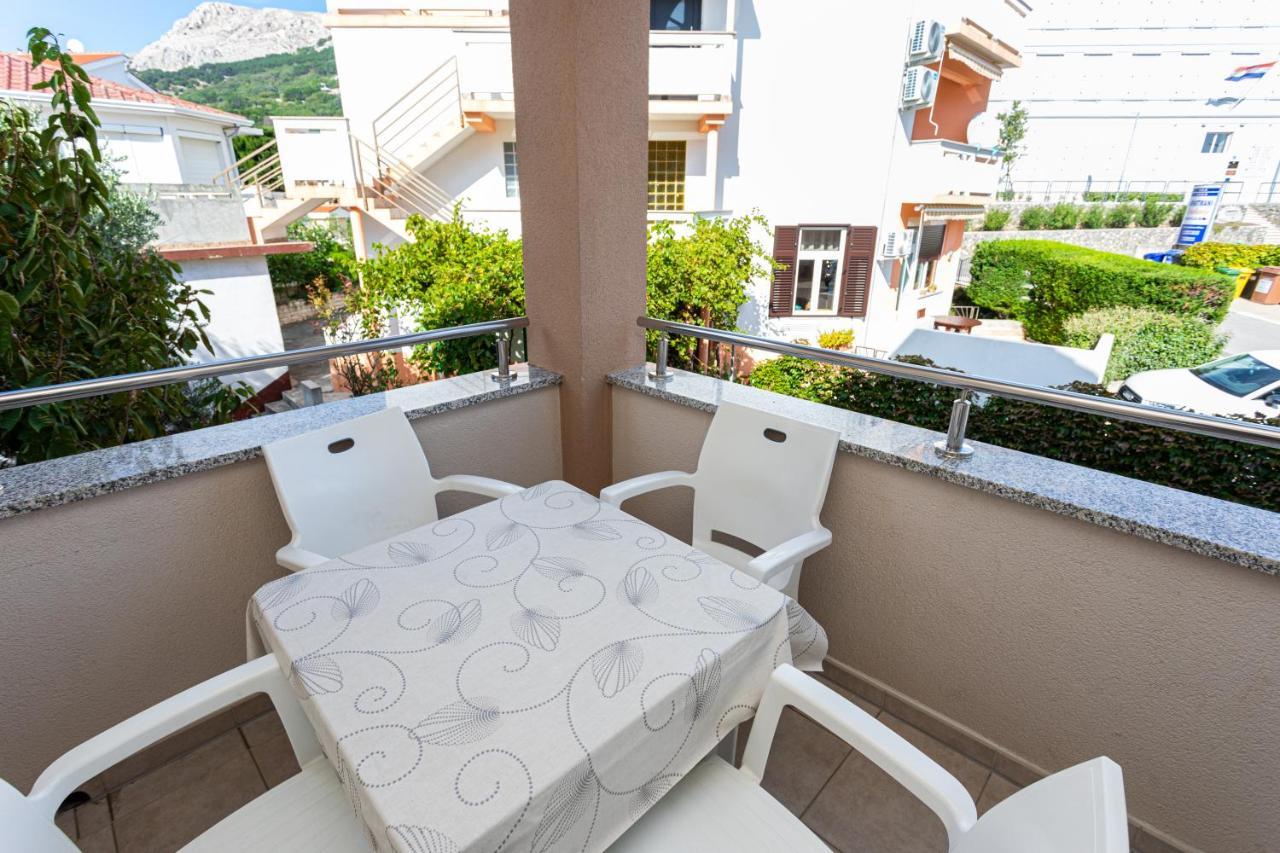 Apartments Crnekovic V Baška Exterior foto